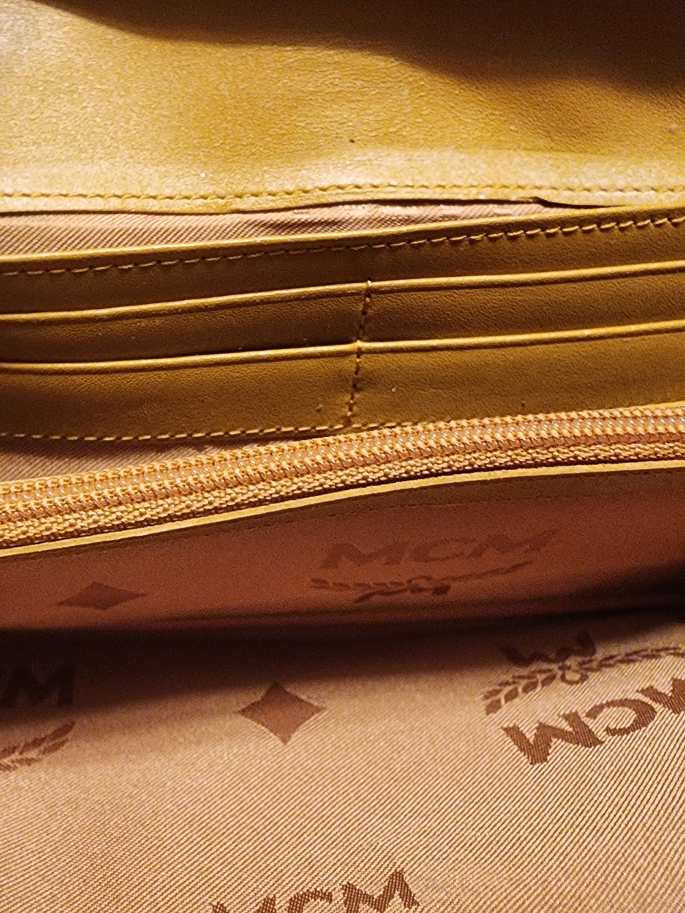 MCM Visetos Monogram Continental Trifold Wallet classic cognac brown - Picture 6 of 16